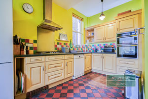 Photo 32- click for photo gallery